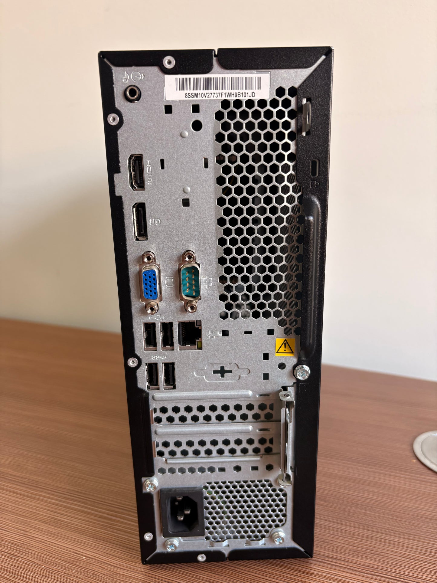 Tour Lenovo V530s-07ICR – i5 – 8Go RAM – SSD 256 Go – Windows 11 Pro