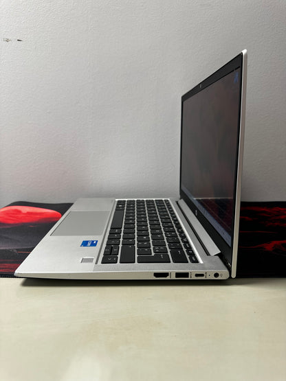 HP ProBook 430 G8 – i5 – 16Go RAM – SSD 239Go – Écran 13,3” – Windows 11 Pro