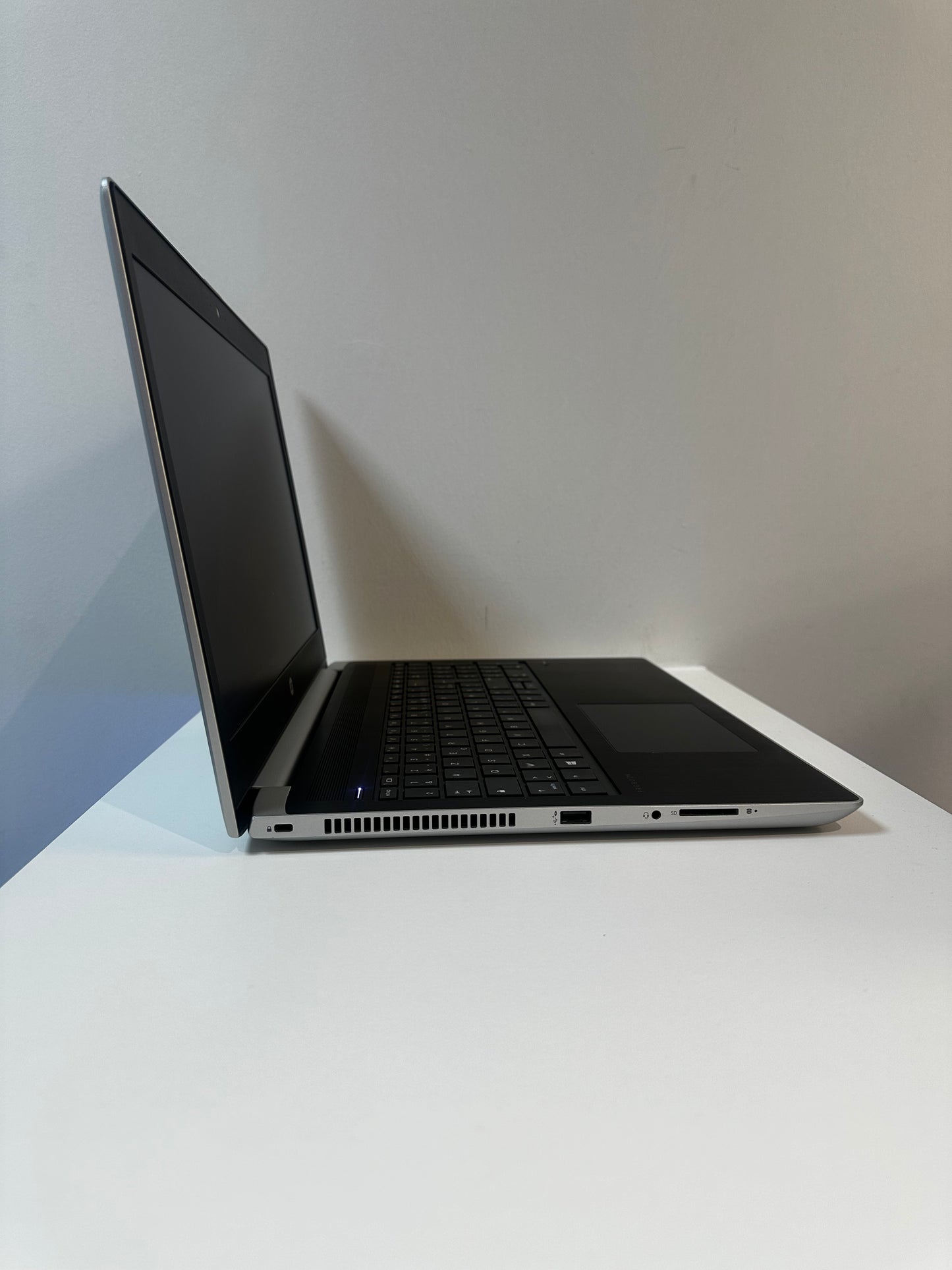 HP ProBook 450 G5 – i5 – 8Go RAM – SSD 512Go – Écran 15,6” – Windows 11 Pro