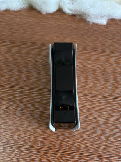 Station de charge double manettes PS5 – Charge rapide 2–3h + indicateur LED